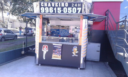 Chaveiro Bandeira 24 horas ( Chaveiro em Curitiba - Residencial e Automotivo) Atendimento 24h