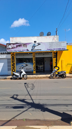Chaveiro Dis Tranka | Chaveiro Araguari| Manutenção de motor de portão | Chaveiro de Carro em Araguari